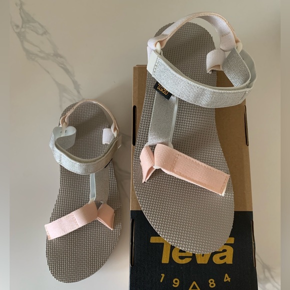 🆕Teva Original Universal Metallic! - Picture 2 of 10